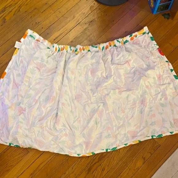 Mainstays White Yellow, Orange & Green Fruit Print shower wrap - Picture 5 of 5